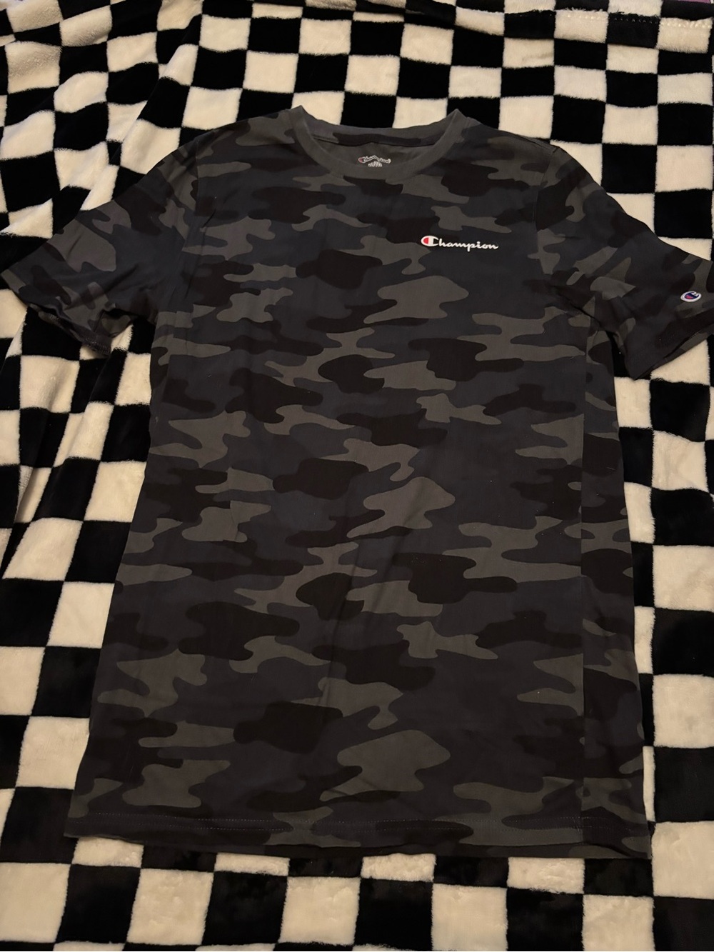 Xlarge 14/16 camo champion tshirt